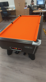 Pool table