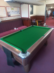 PPool table in Hainsworth cloth