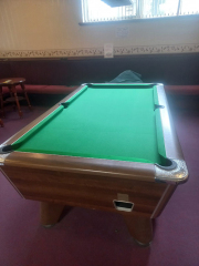 PPool table in Hainsworth cloth