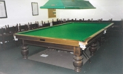 Thurston full size table